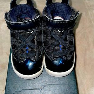 Nike Air Jordan Kids 6 Ring 6c